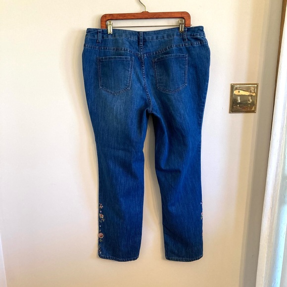 Christopher & Banks Jeans - Picture 6 of 13